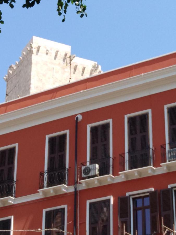 Onlyrooms III - Piazza Jenne Cagliari Buitenkant foto